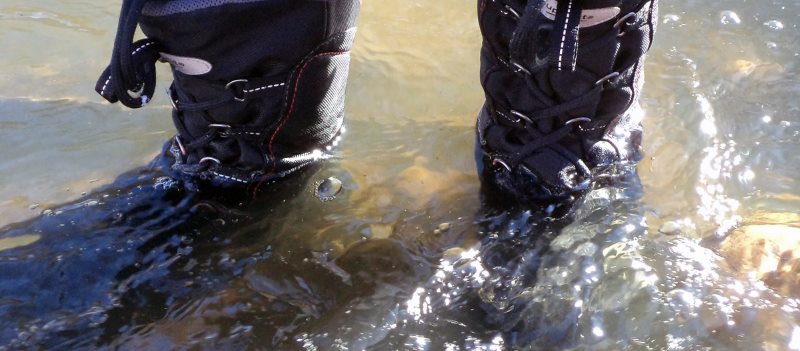 непромокаемая обувь для рыбалки