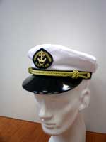 Капитанка 3-2 белая с регулировкой, витой золотой шнур